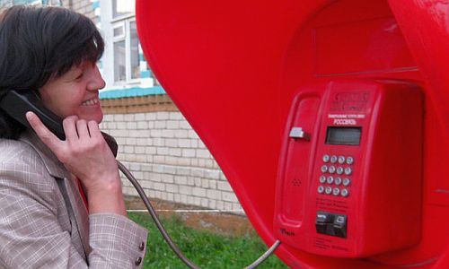 Жители Костромской области могут бесплатно осуществлять междугородные звонки с помощью уличных таксофонов