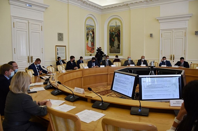 Вникать в проблемы людей и помочь тем, кому сейчас сложно