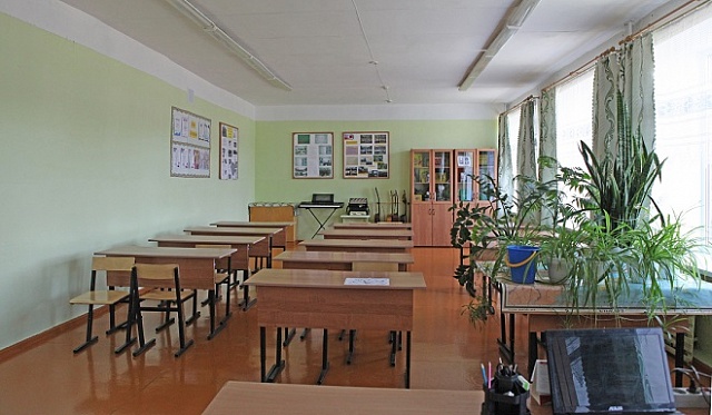 Сергей Ситников поставил задачу разработать регламент взаимодействия служб для профилактики коронавируса в образовательных учреждениях