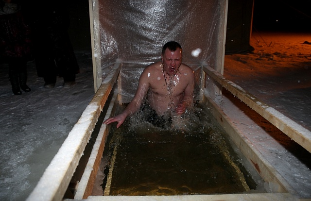 С молитвой в Святую воду