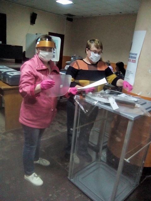 С восьми часов утра до восьми часов вечера будут работать участки для голосования в период с 25 июня по 1 июля