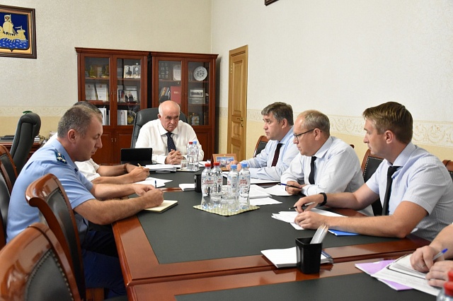 Поставлены новые задачи по препятствию распространения чумы свиней