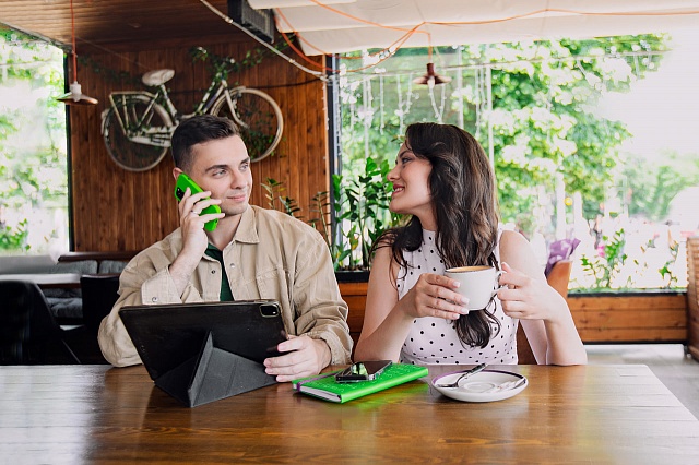 Не только зумеры: костромичи всех возрастов отказываются от телефонных звонков в пользу мессенджеров