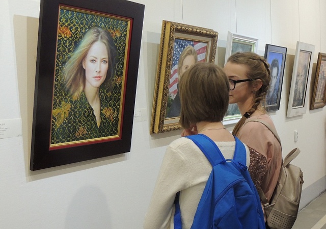 Один взгляд на настоящие полотна