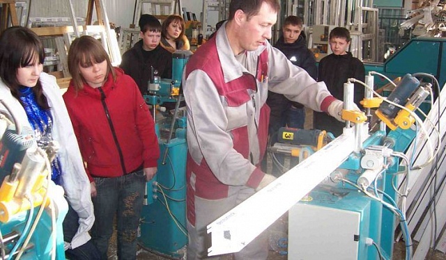 Школьники Костромской области принимают участие во Всероссийской акции «Неделя без турникетов»