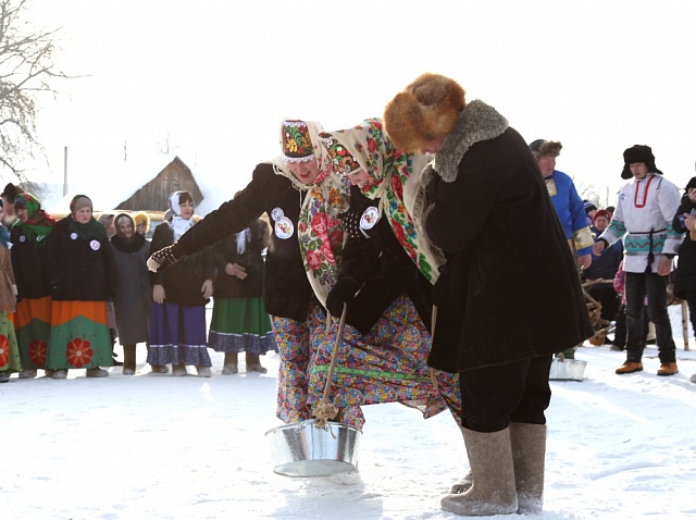 Тянули волок, бегали в тазах