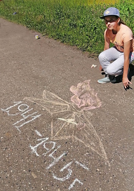 Библиотеки и Дома культуры Галичского района приняли участие в мероприятиях, приуроченных к 75-й годовщине Победы в Великой Отечественной войне 