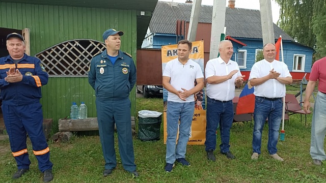 Ловилась рыбка, большая и маленькая