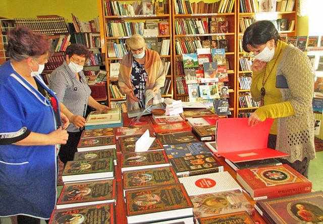 Губернаторская библиотека  у читателей Галичского района 