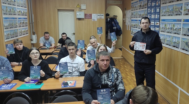 Начинающим автоводителям объяснили как ездить без ДТП