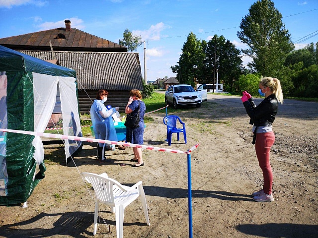 Общественные наблюдатели контролируют ход голосования