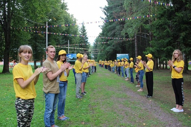 Сергей Ситников поставил задачу обеспечить безопасность отдыха детей во время летней оздоровительной кампании