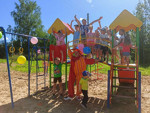 Детского смеха в галичских селах стало больше