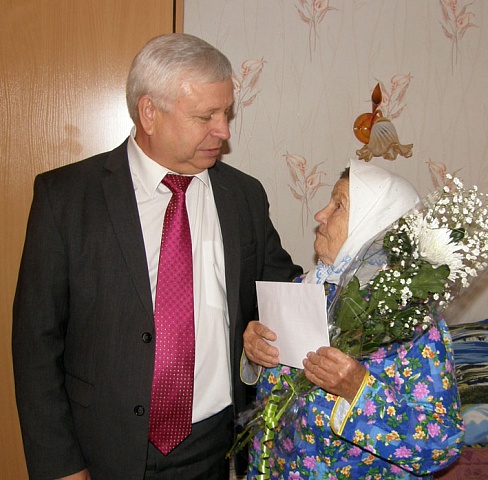 Четыре сына — мамина опора