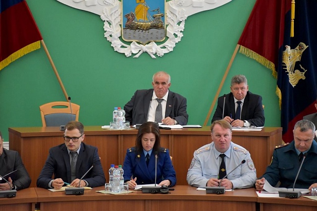 Сергей Ситников поставил задачу изменить подходы к субсидированию ресурсоснабжающих организаций