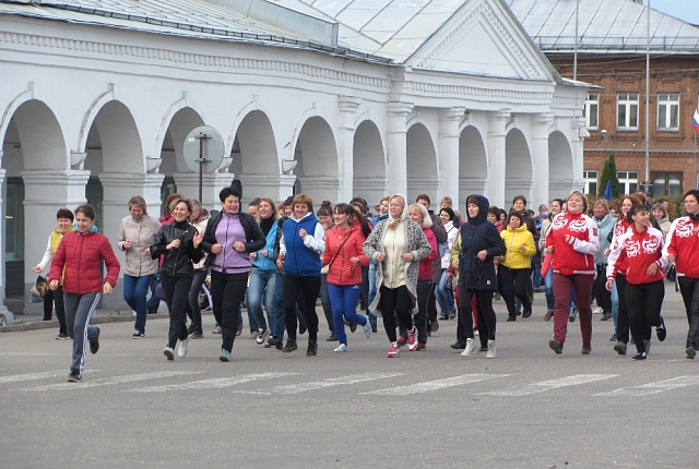 Все побежали, и я побежал