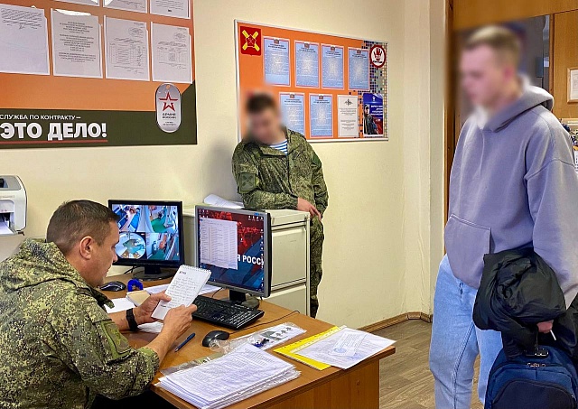 Накануне в зону СВО отправились жители еще четырех муниципальных образований.