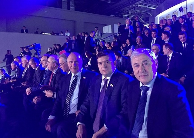 О самом важном: Владимир Путин примет участие в выборах