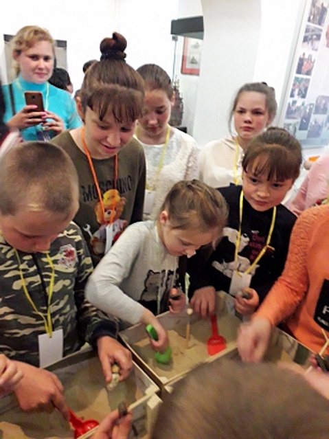  Галичане провели ночь в музее