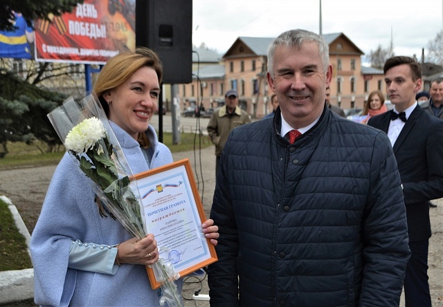 Обновленная Аллея трудовой славы торжественно открыта в Галиче 