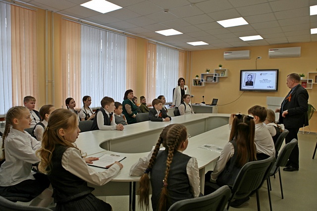 Навечно в память впишут имена