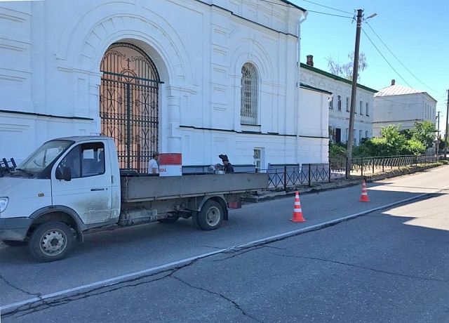 Новое ограждение у Святых ворот