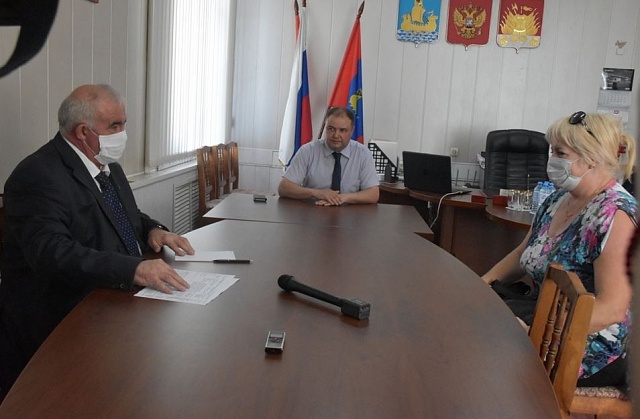 На личном приёме граждан Сергей Ситников принял решения по развитию транспортной и спортивной инфраструктуры Галича