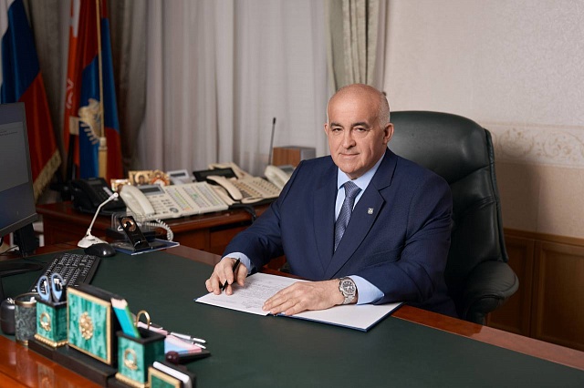 Сергей Ситников поздравил костромичей с наступающим Новым годом