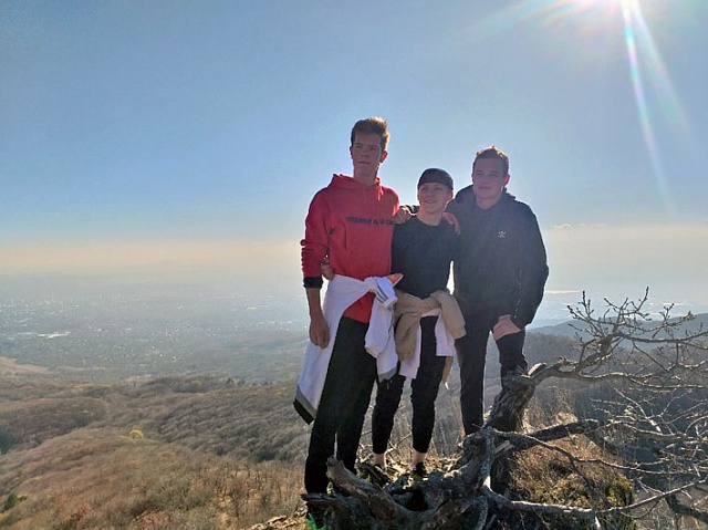 По горам, как по плацу