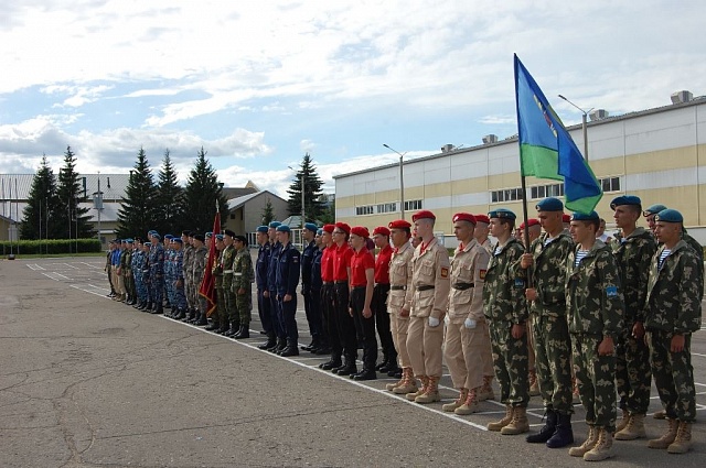 В Костромской области проходит молодежный военно-спортивный форум патриотических клубов и юнармейских отрядов ЦФО