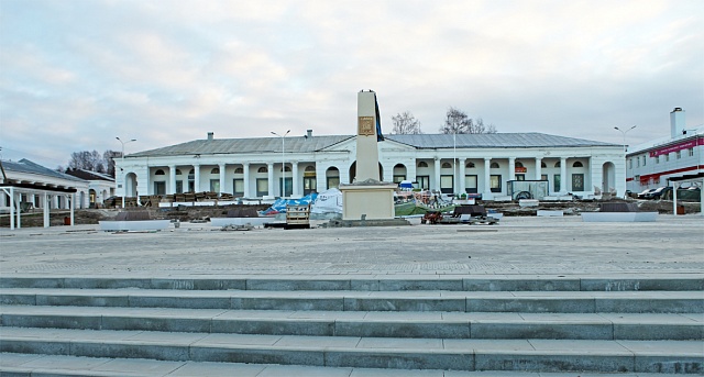 Последние штрихи реконструкции центральной площади